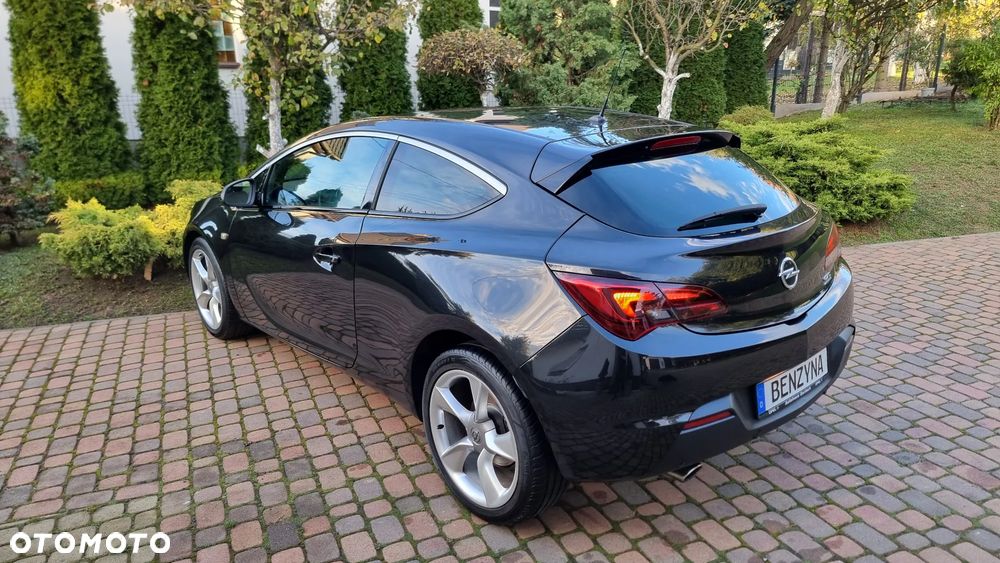 Opel Astra GTC 1.4 Turbo Innovation - 27