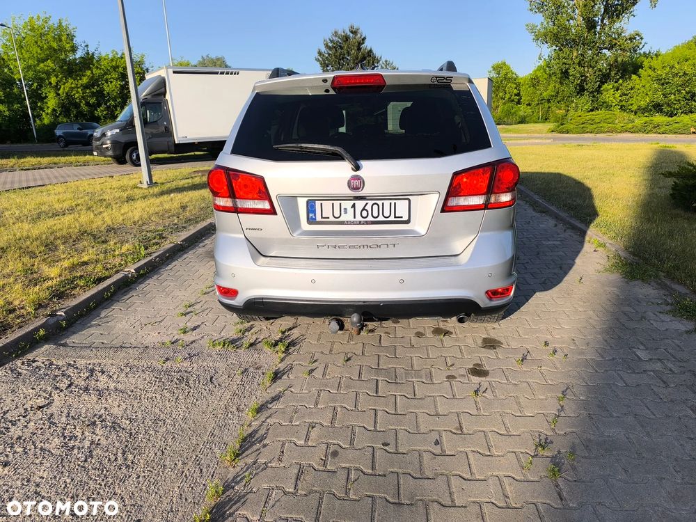 Fiat Freemont 2.0 Multijet Lounge AWD - 4