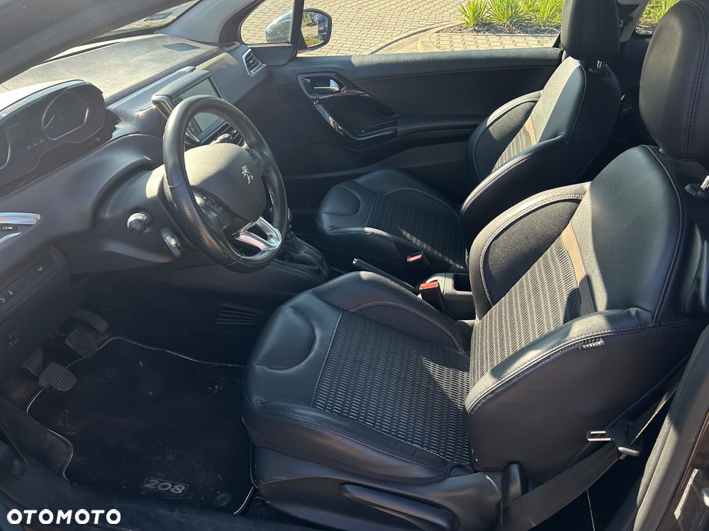 Peugeot 208 1.6 THP Allure - 10