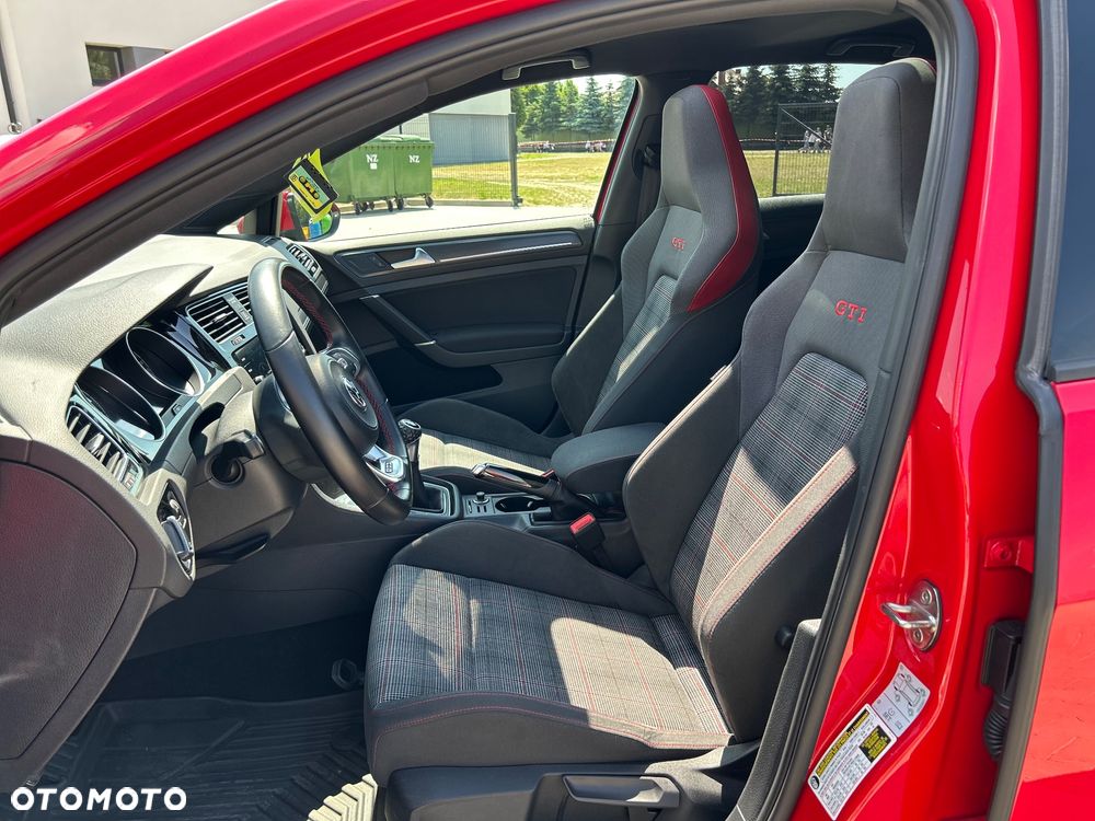 Volkswagen Golf 2.0 TSI BMT GTI Performance - 18