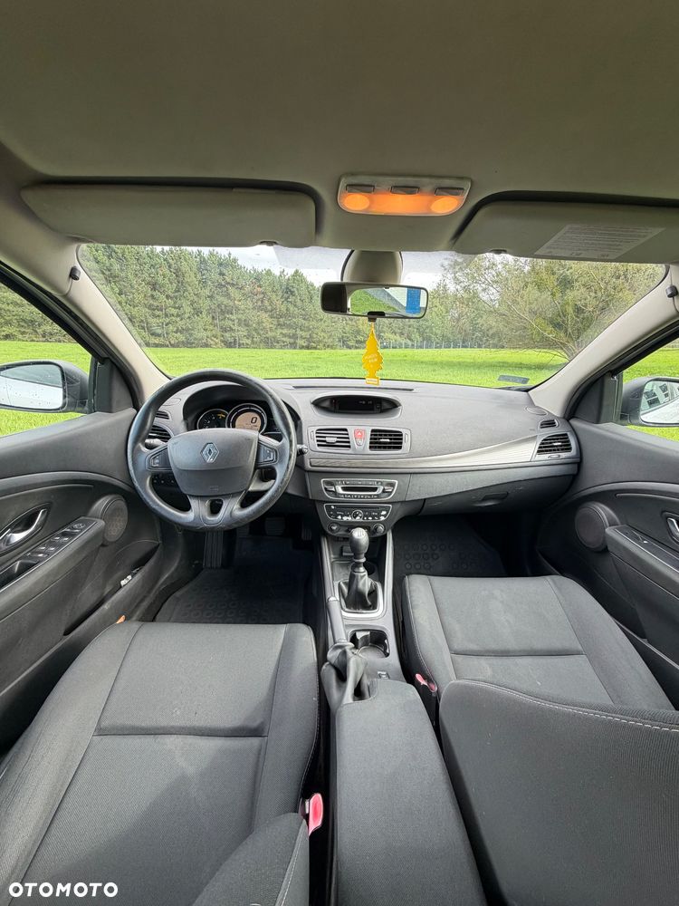 Renault Megane 1.5 dCi Dynamique - 8
