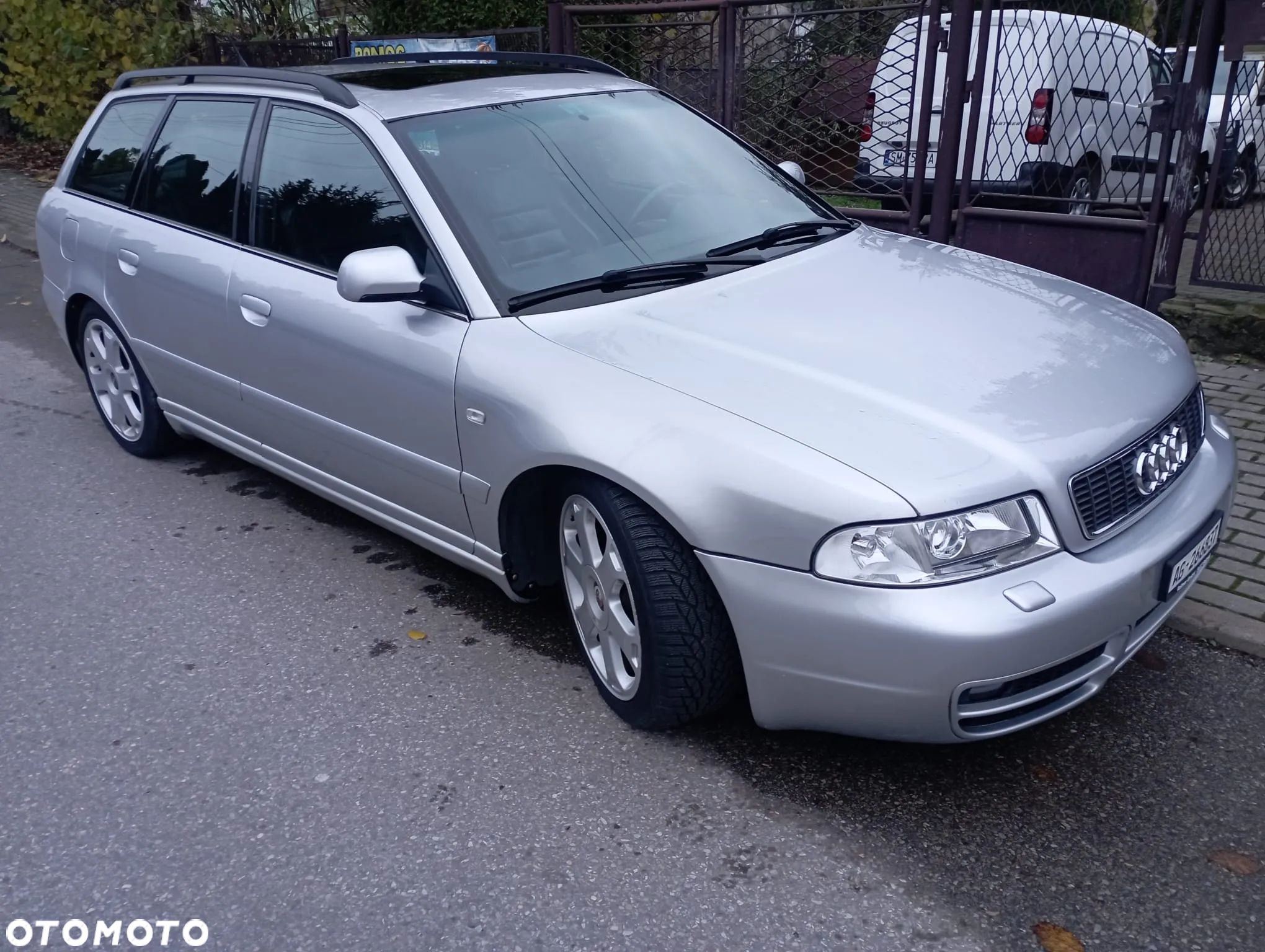Audi S4 Avant 2.7 Quattro - 1