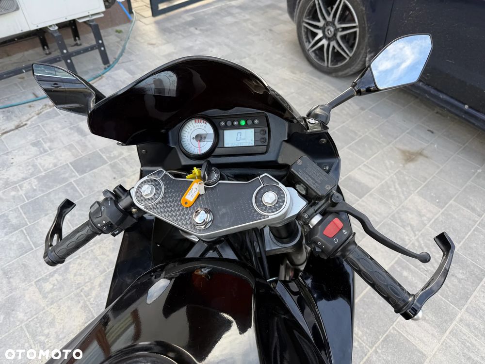 Hyosung GT - 13