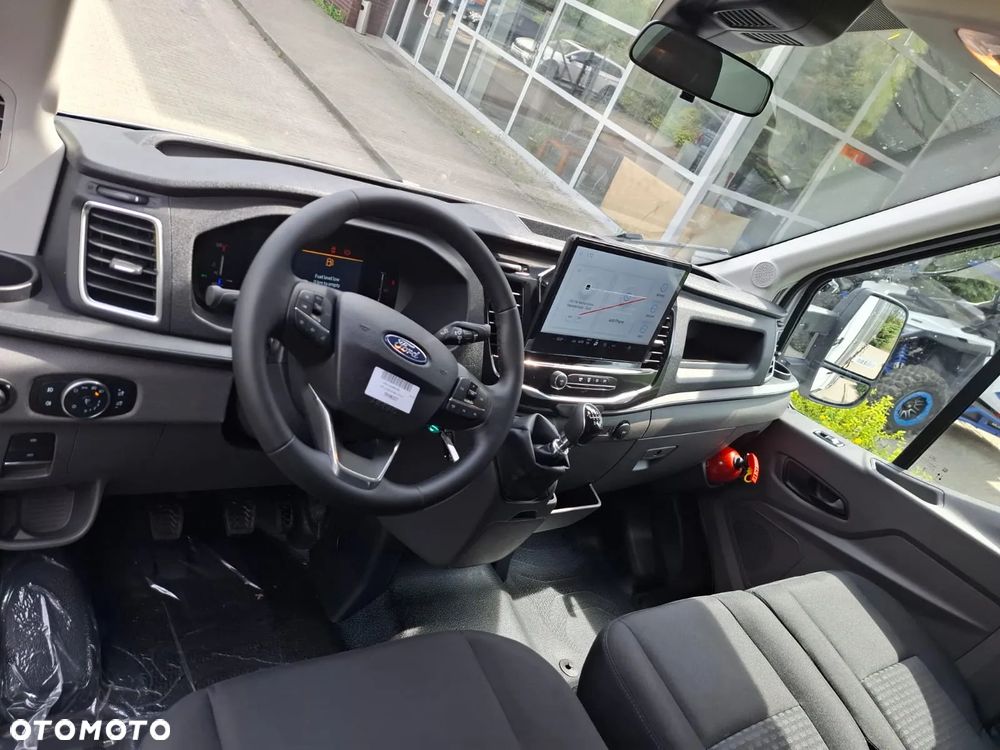 Ford Transit - 15