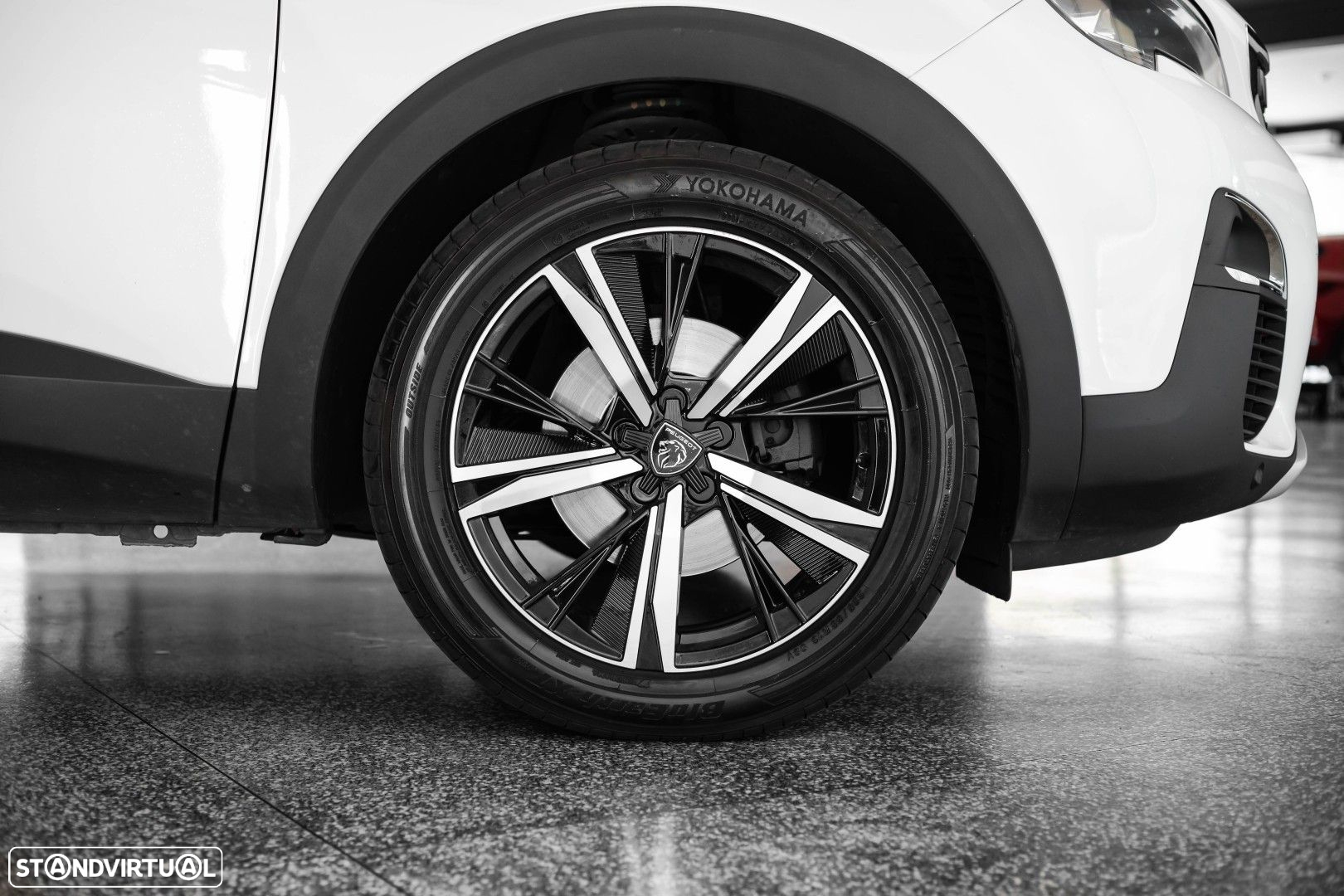 Peugeot 3008 1.5 BlueHDi Active Pack EAT8 - 8