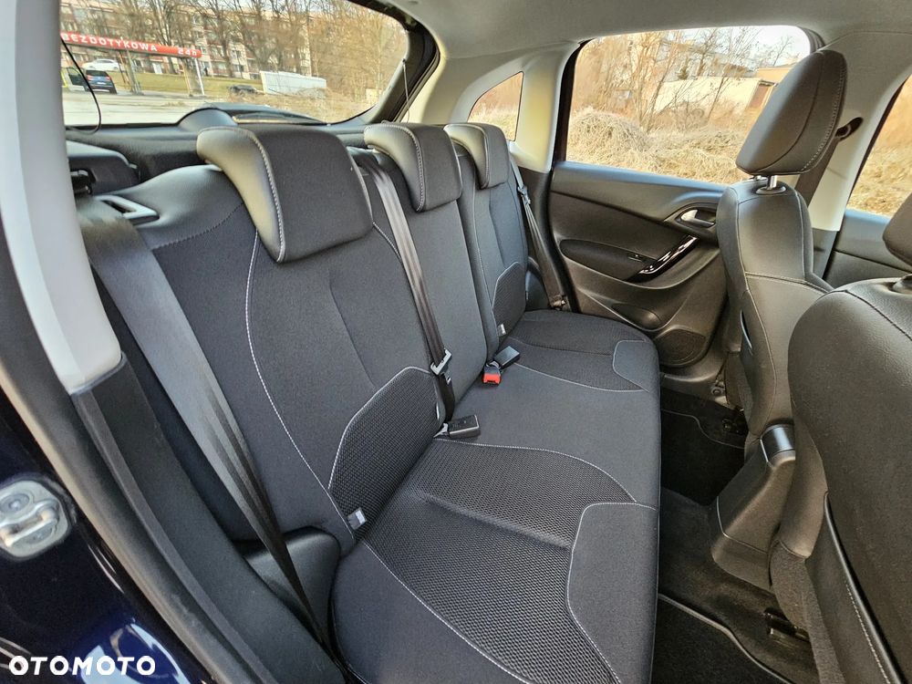 Citroën C3 Pure Tech (VTi) 82 Exclusive - 24