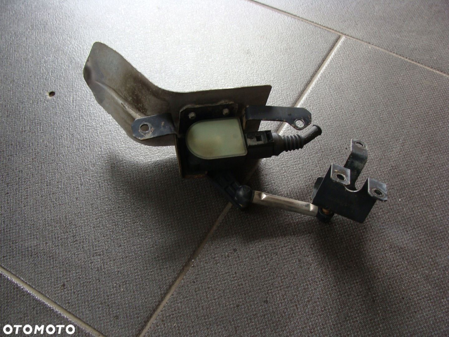 CZUJNIK POZIOMOWANIA TYŁ VW AUDI SKODA SEAT 1T0907503 - 1