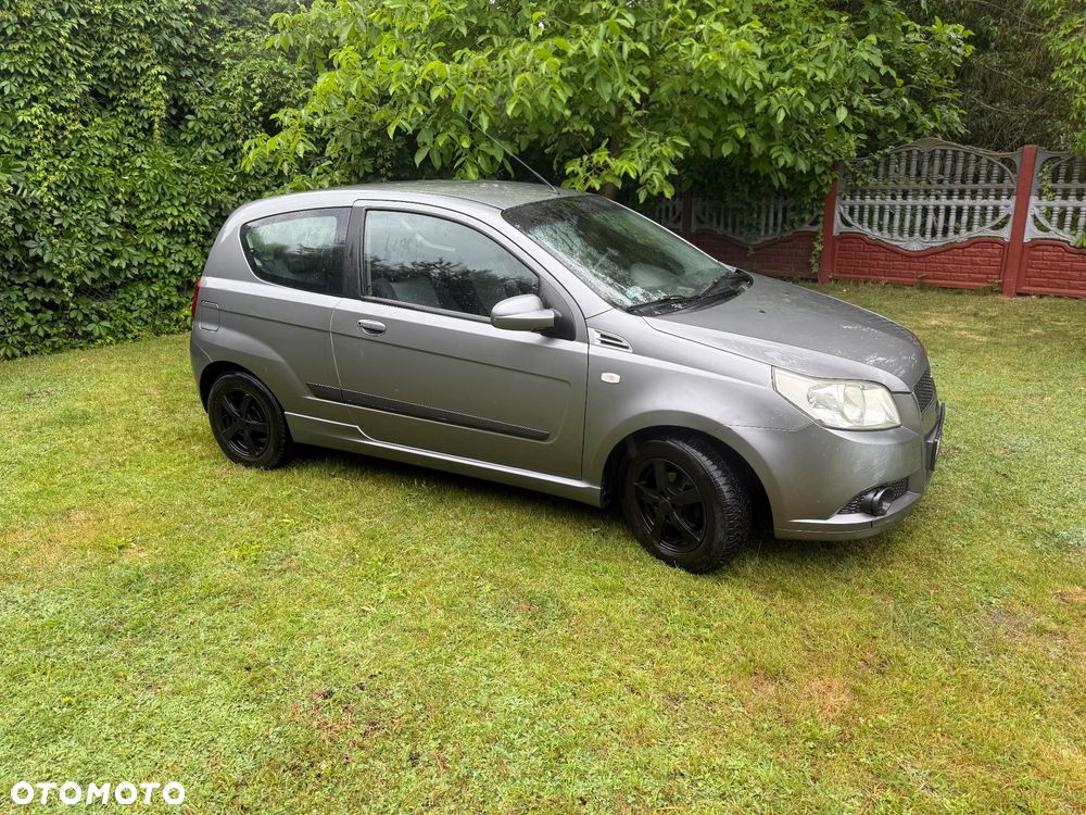Chevrolet Aveo 1.2 16V Base (air4) - 3