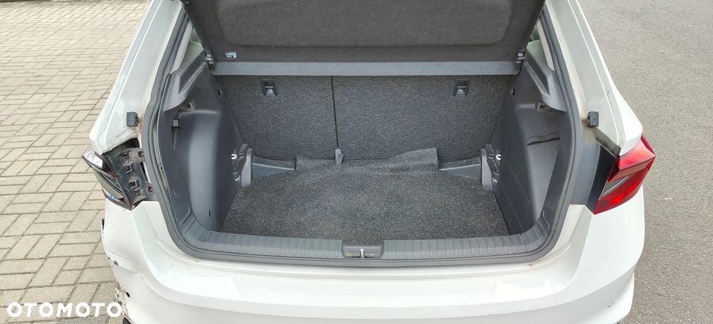 Skoda Fabia 1.0 Ambition - 12