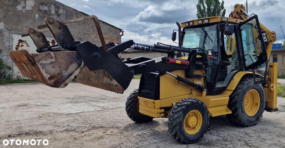 Caterpillar 432D - 9