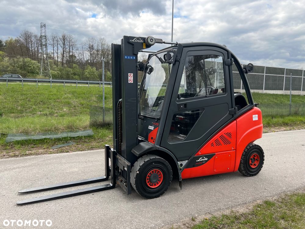 Linde H25T-02 - 1