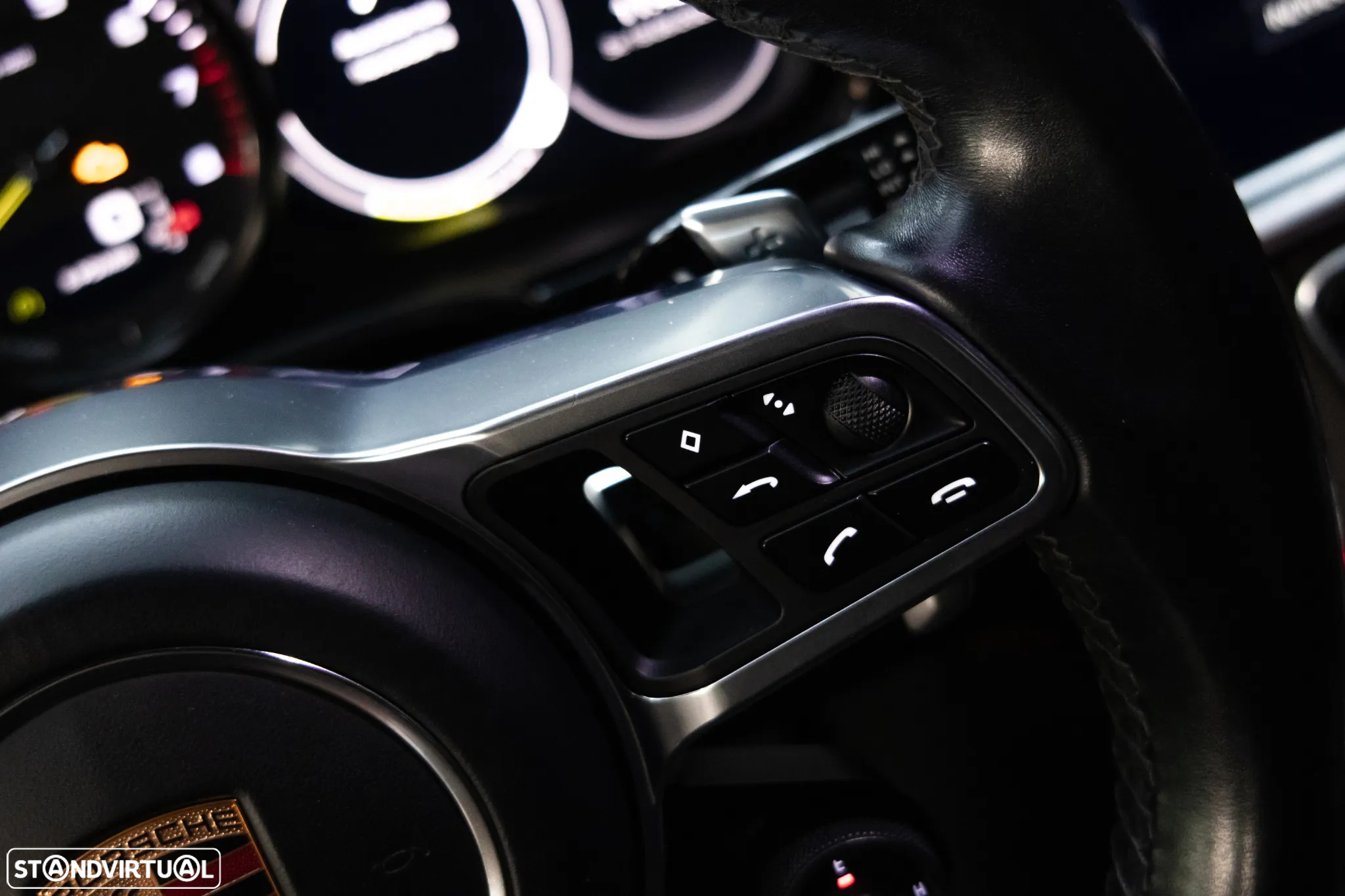 Porsche Panamera 4 E-Hybrid - 34