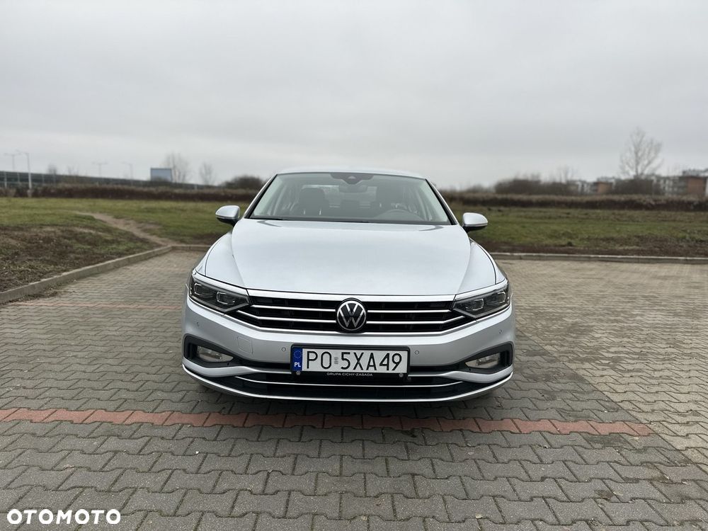 Volkswagen Passat 2.0 TSI Business DSG - 28