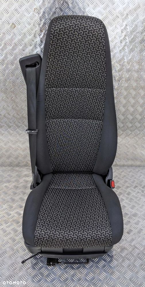 FOTEL PASAŻERA SCANIA NTG - 1