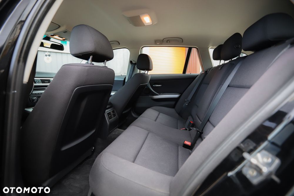 BMW Seria 3 - 11