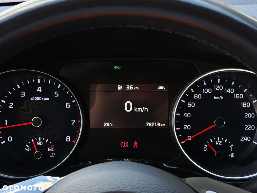 Kia XCeed 1.4 T-GDI L Business Line - 35