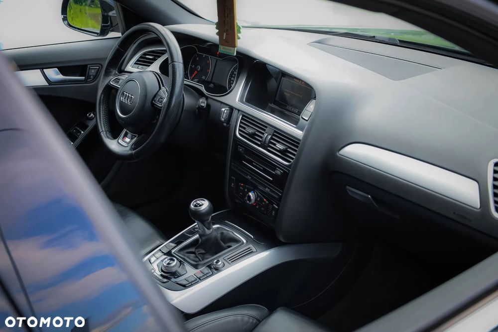 Audi A4 Avant 2.0 TDI ultra - 10