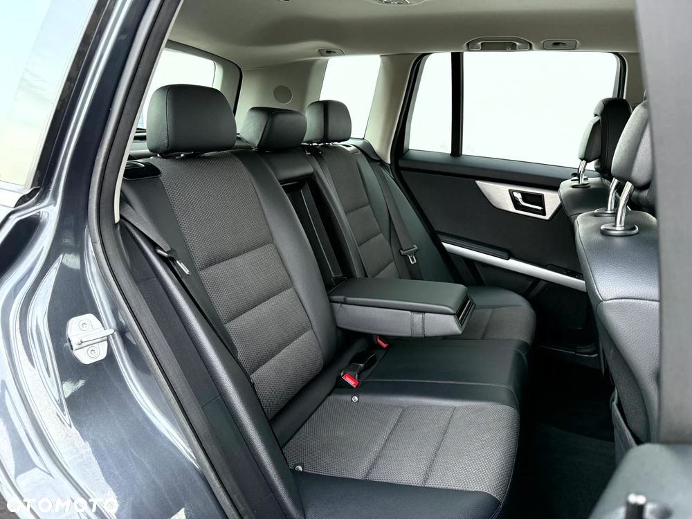 Mercedes-Benz GLK 350 CDI DPF 4Matic 7G-TRONIC SPORT EDITION - 19