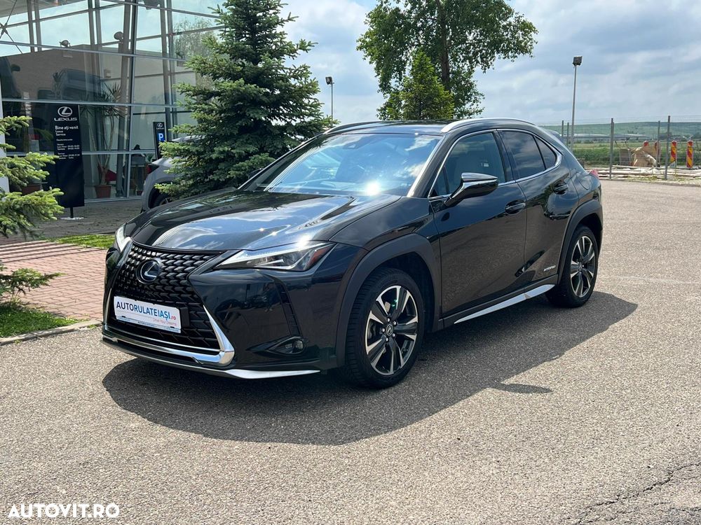 Lexus UX 250h Luxury Line - 8