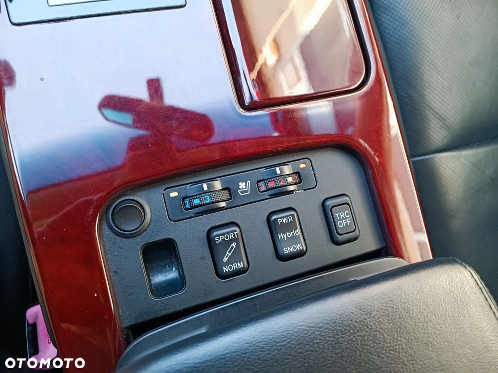 Lexus GS 450h Luxury Line - 24