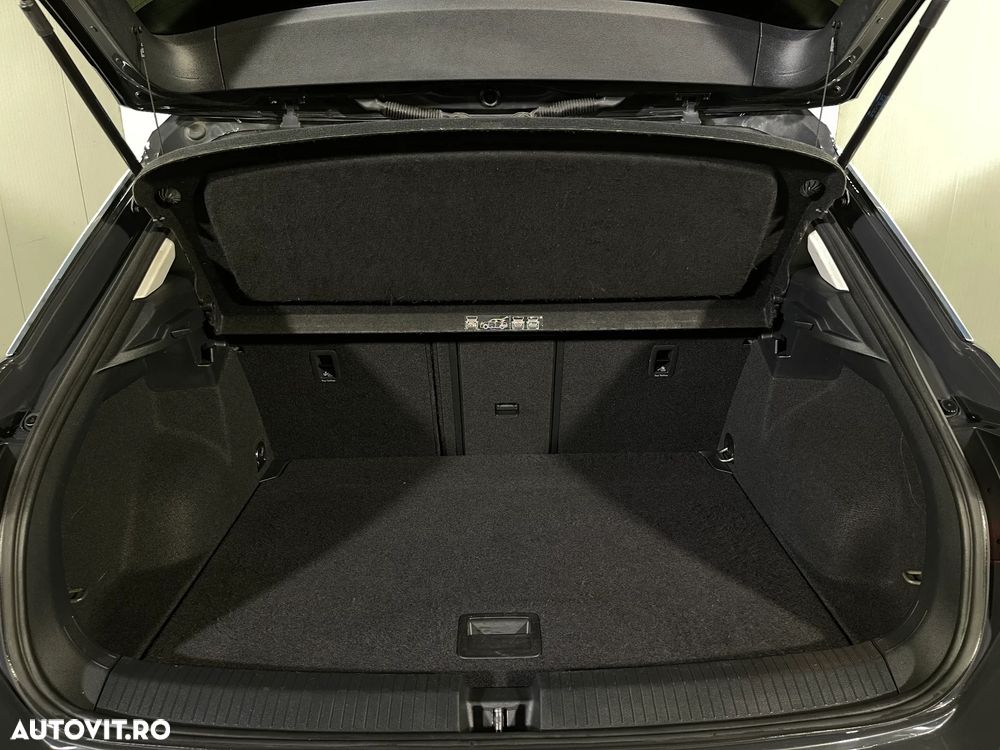 Volkswagen T-Roc 2.0 TDI Design - 13