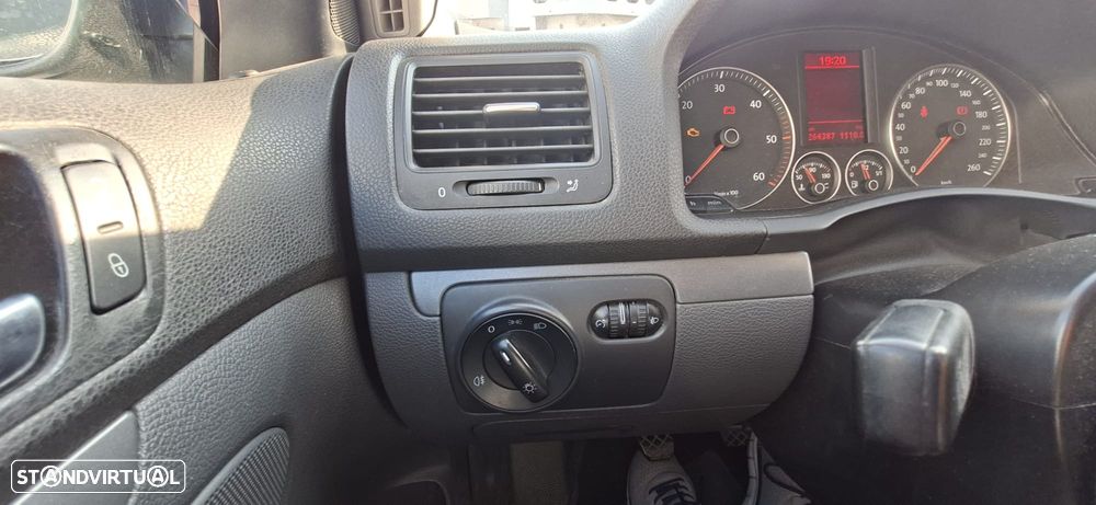 VW Golf Variant 1.9 TDi Confortline - 20