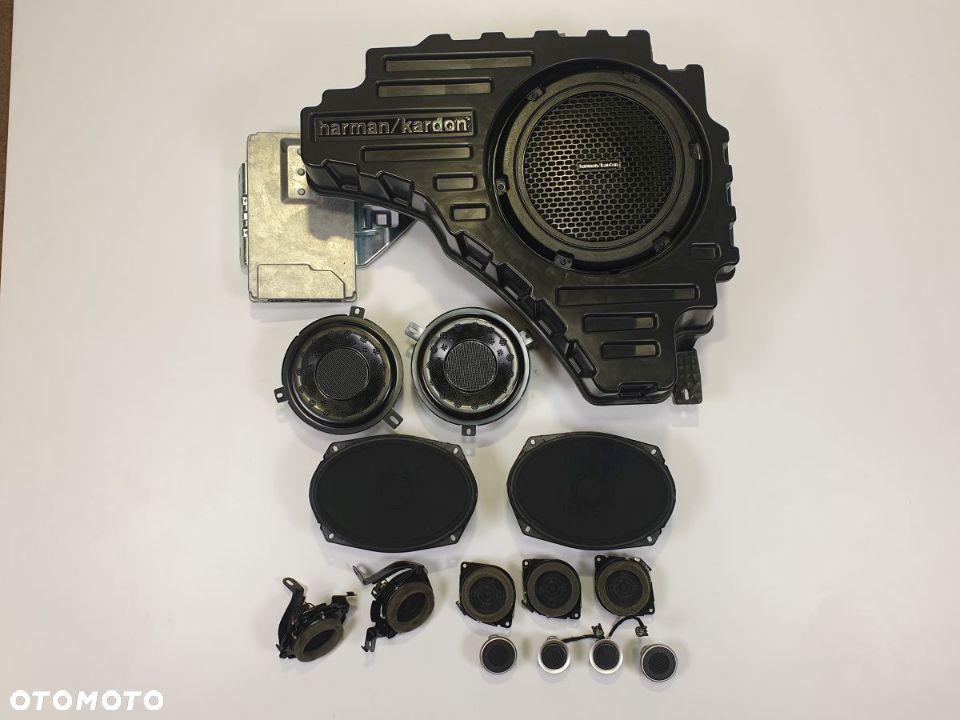 Nagłośnienie Harman Kardon JEEP GRAND CHEROKEE WK2 17 21 rok - 1