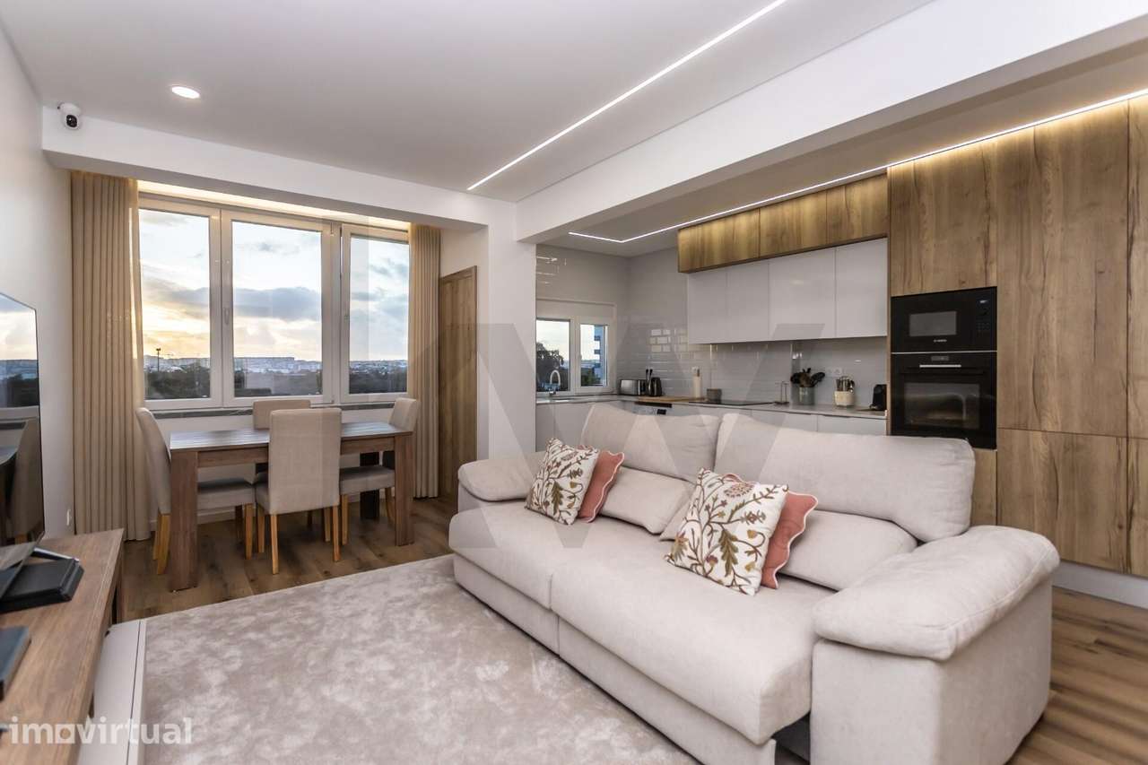 Apartamento T3 na Cruz de Pau (Amora) - Grande imagem: 2/32