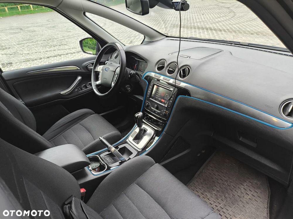 Ford S-Max 2.0 TDCi DPF Titanium - 14