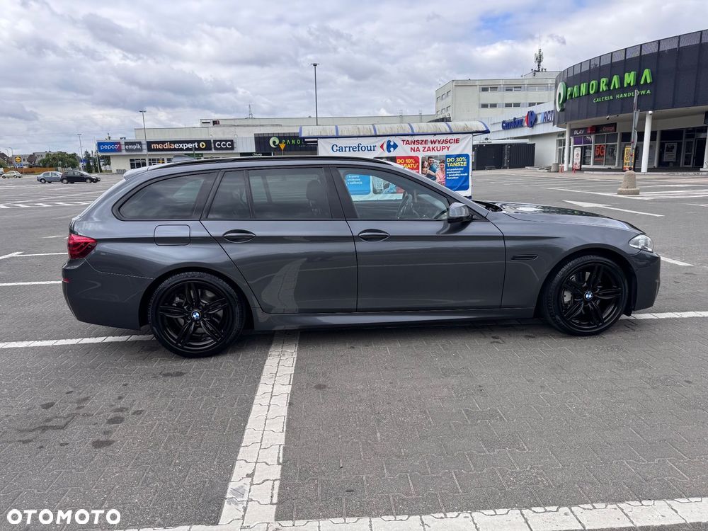BMW Seria 5 530d xDrive Modern Line - 7