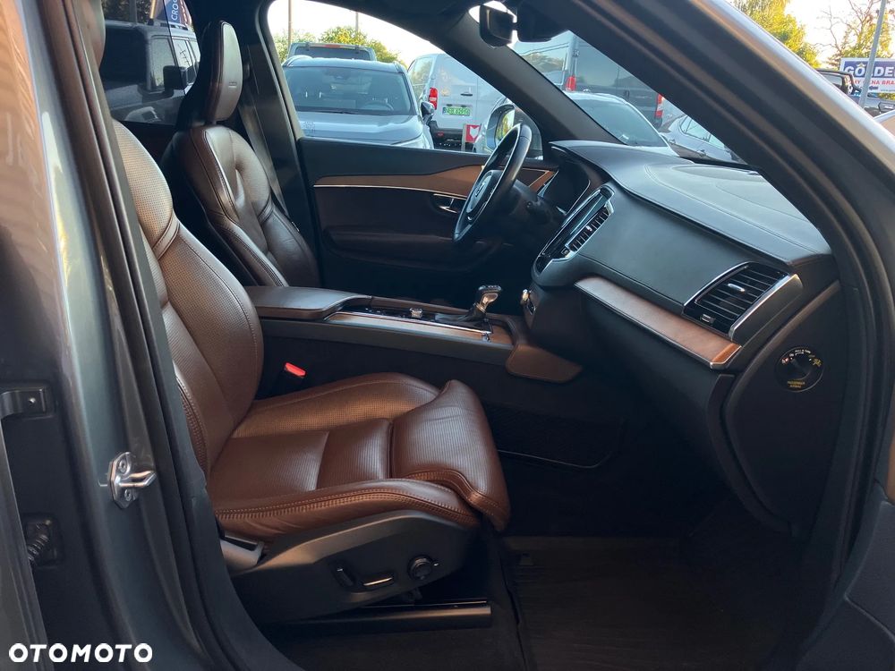 Volvo XC 90 D5 AWD Inscription - 19