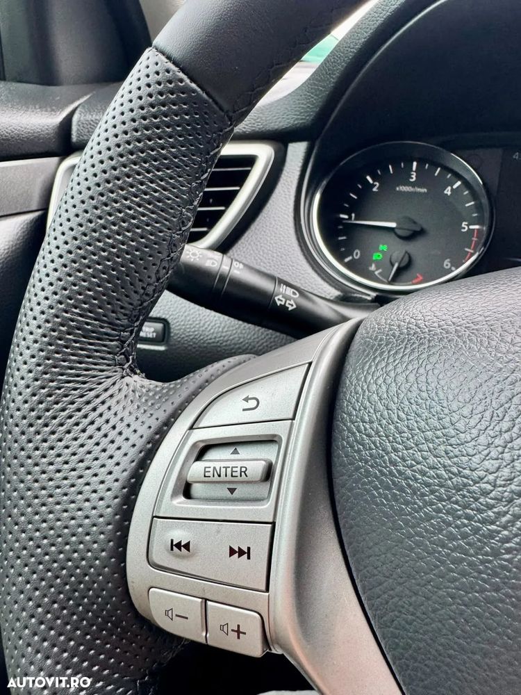 Nissan Qashqai 1.5 DCI TEKNA - 18