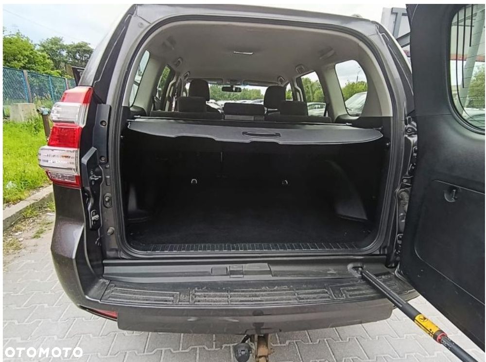 Toyota Land Cruiser LC 2.8 D-4D Prado - 10