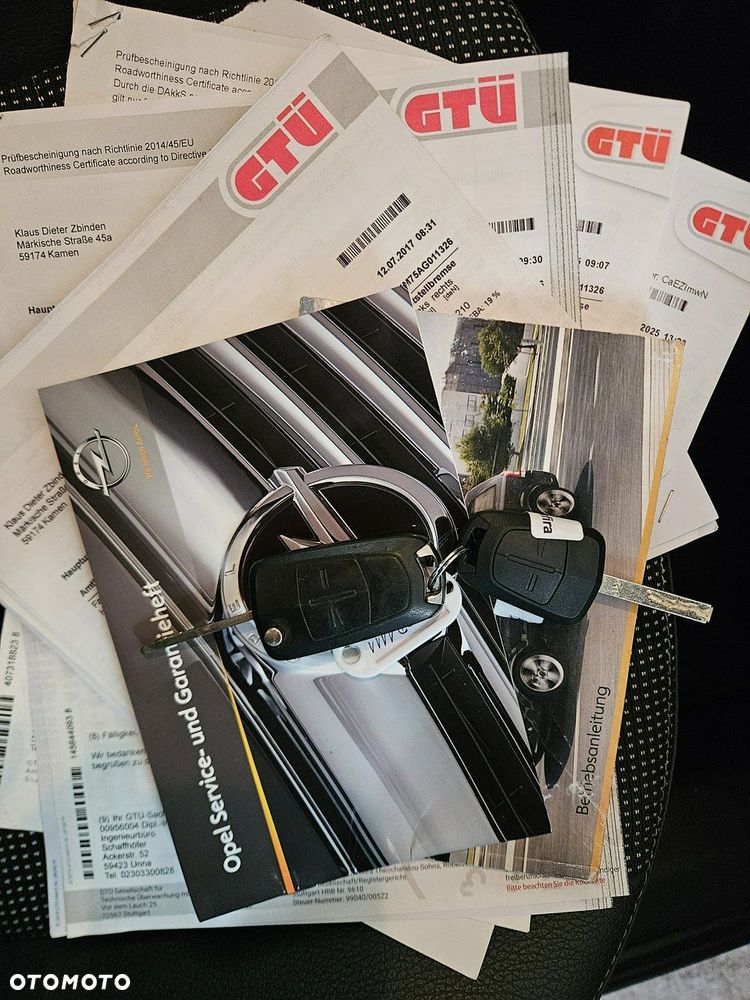 Opel Zafira 1.8 Cosmo - 35