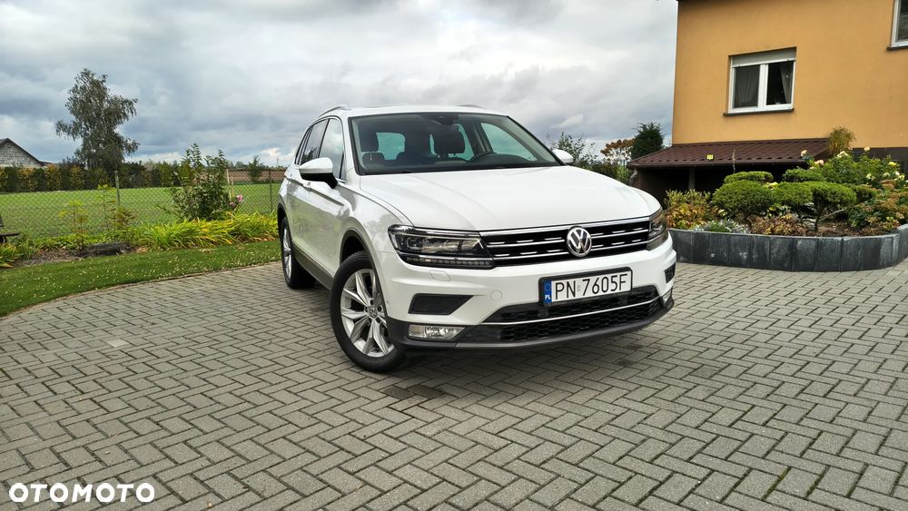 Volkswagen Tiguan - 1