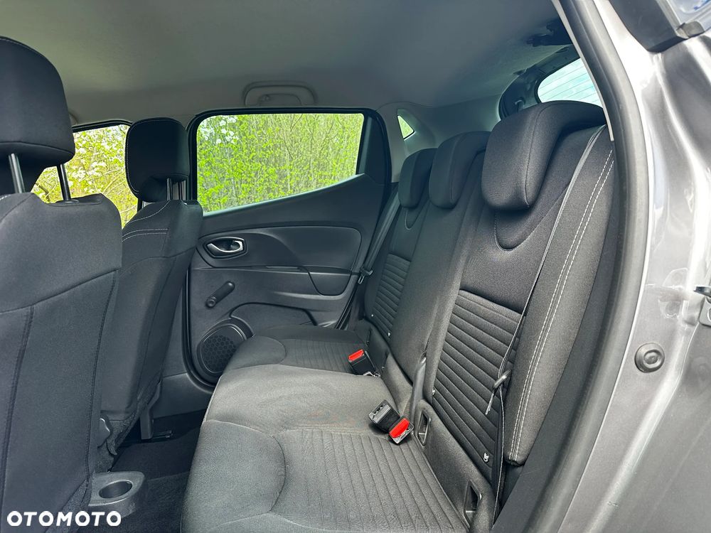 Renault Clio 1.2 16V Limited EU6 - 37