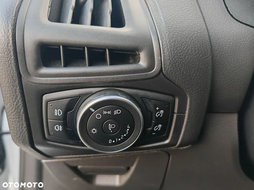 Ford Focus 1.0 EcoBoost Start-Stopp-System Business Edition - 25