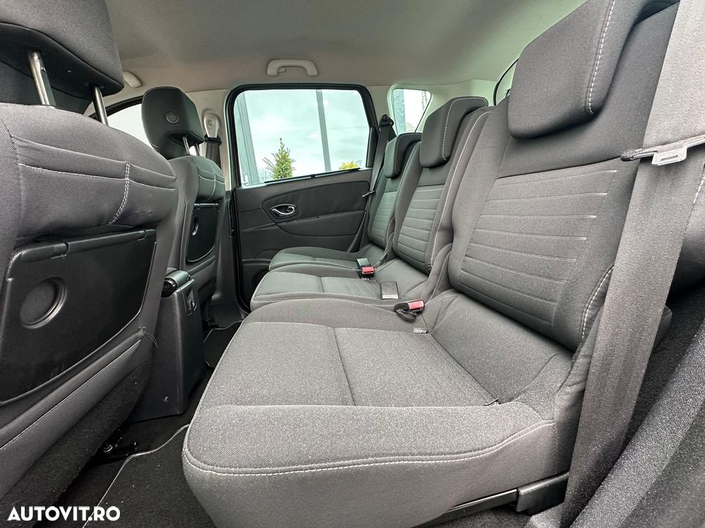 Renault Scenic - 10