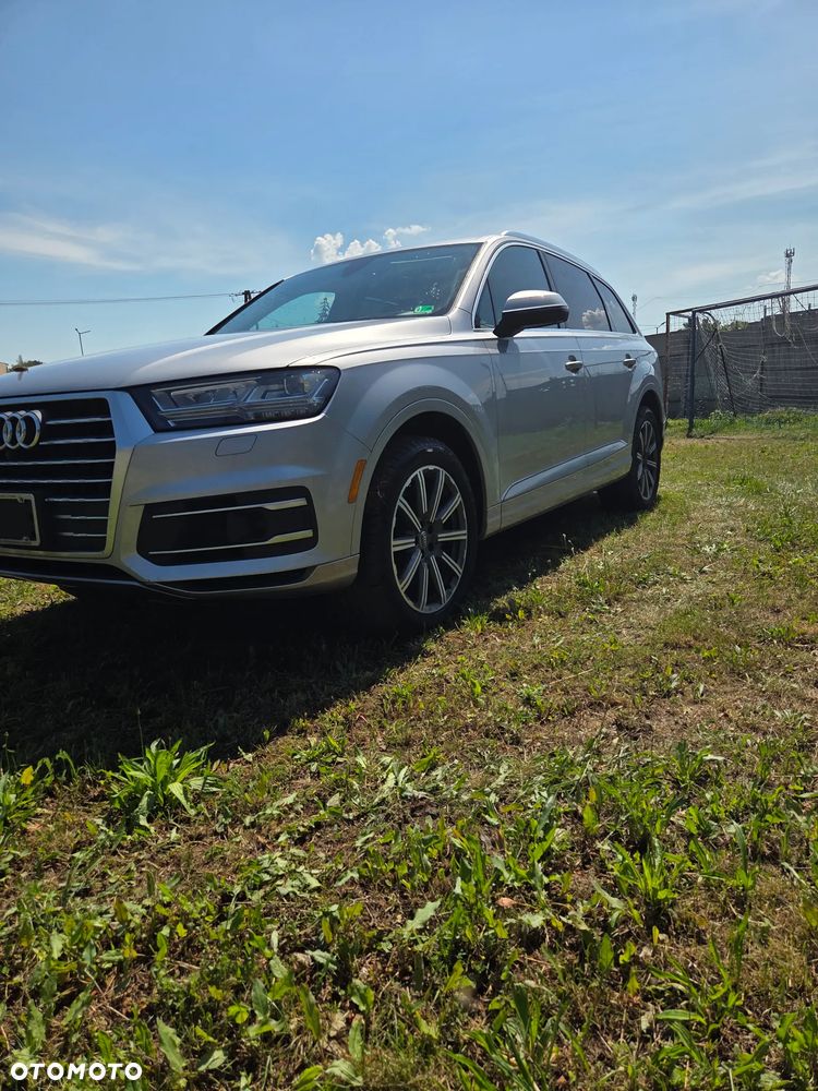Audi Q7 - 3