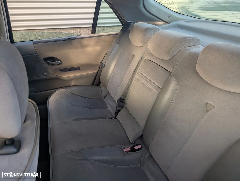 Renault Laguna 1.9 dCi Dynamique - 2