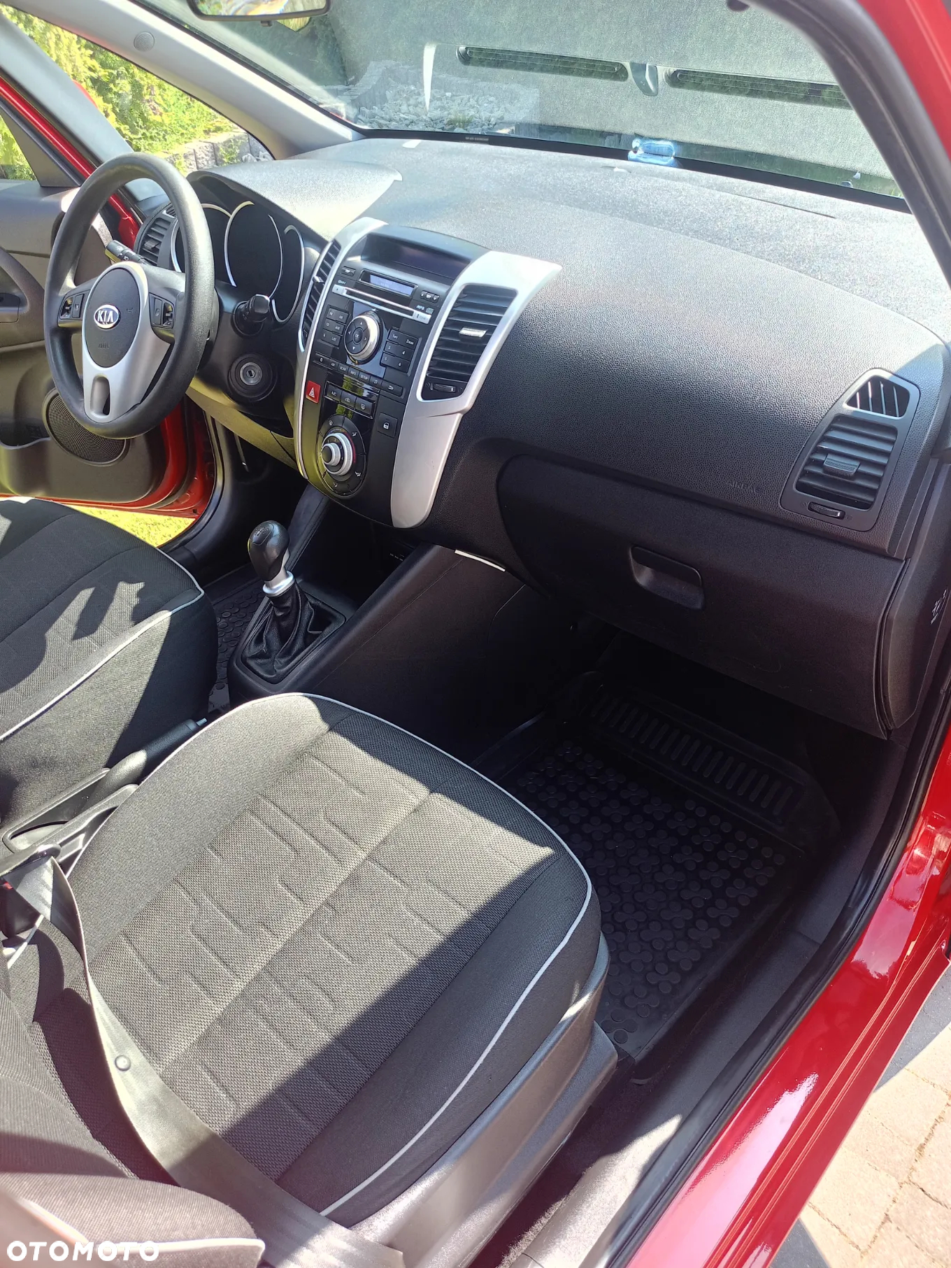Kia Venga - 18