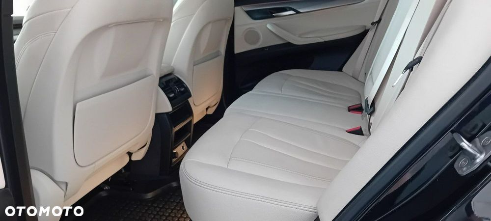 BMW X5 xDrive25d - 15