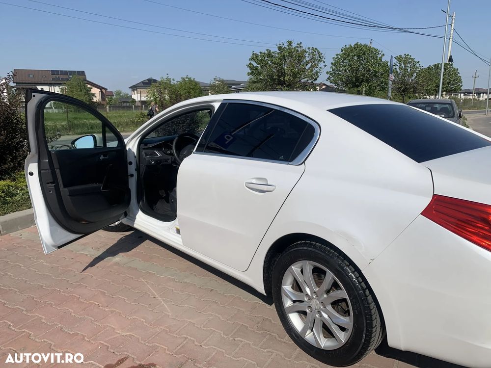 Peugeot 508 2.0 HDI FAP Allure - 12