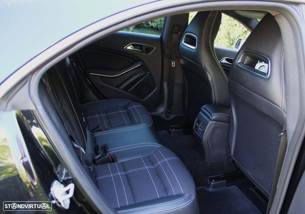 Mercedes-Benz CLA 200 CDI Urban - 40