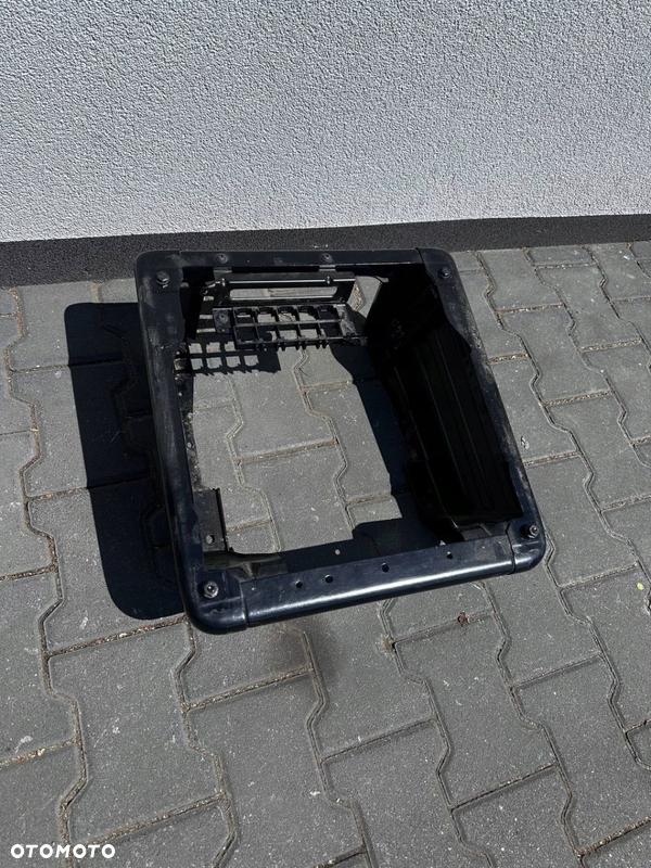 T6.1 T6 LIFT PODSTAWA STELAŻ FOTELA PRAWY PASAŻERA