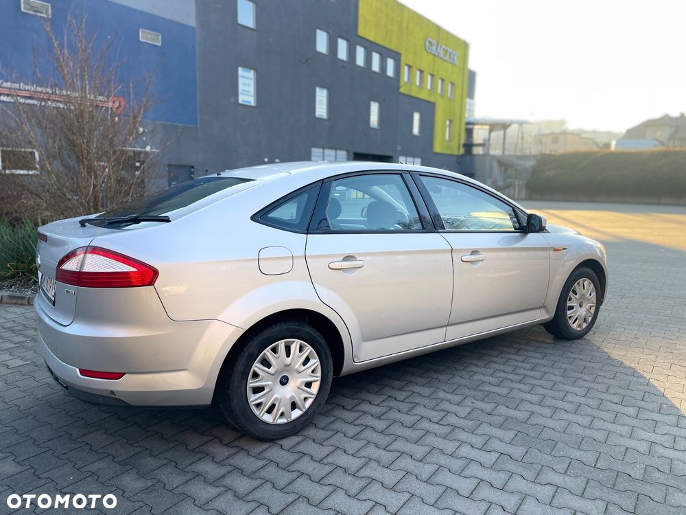 Ford Mondeo 2.0 TDCi EConetic Trend - 9