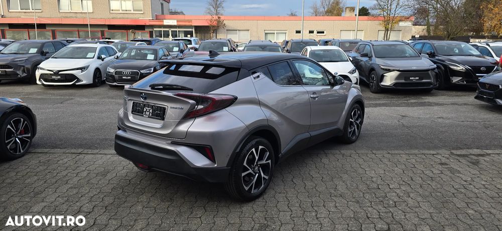 Toyota C-HR Hybrid Style Selection - 4