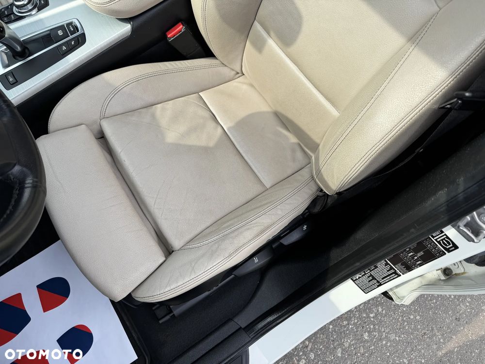 BMW X3 xDrive20d - 32