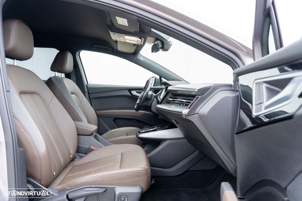 Audi Q4 e-tron 45 quattro - 28