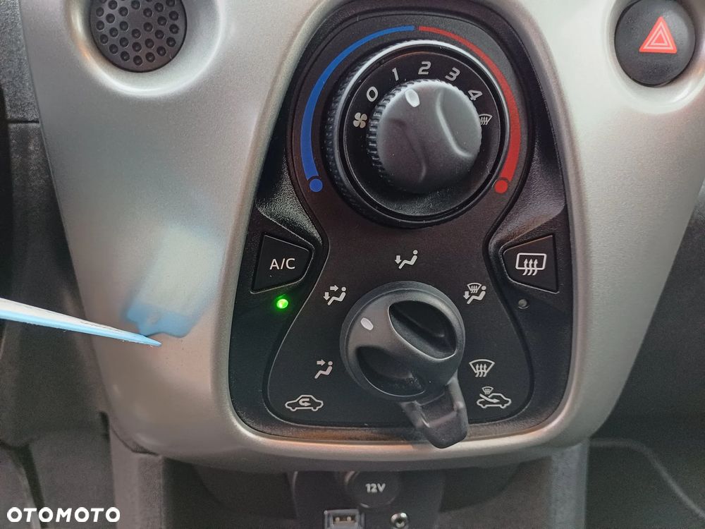 Peugeot 108 VTI 68 STOP&START Top Allure - 29